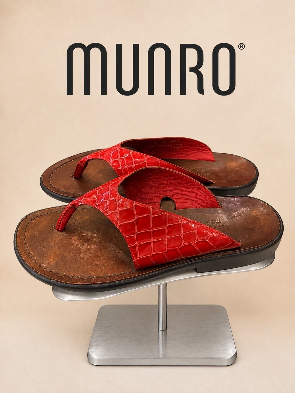 Munro American Red Patent Croc Embossed Thong Sandals Women’s 7M USA